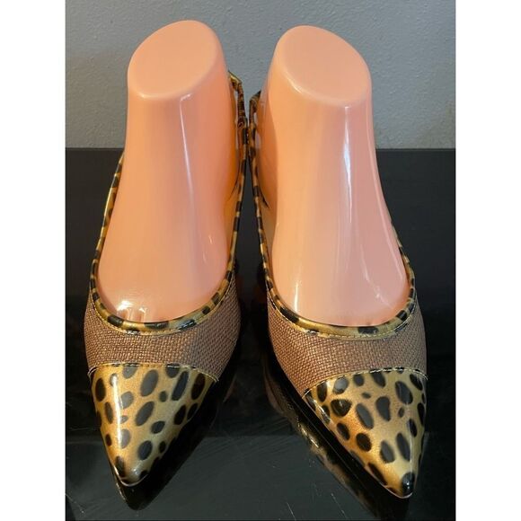 Talbots New slingbacks brown with leopard pattern 8.5 M Pointed Front Slip On - Picture 1 of 10
